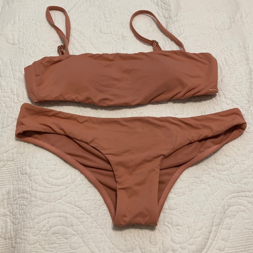 Billabong two piece suit